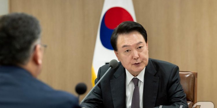 윤 대통령, 7일 대국민담화·기자회견…여권 쇄신 요구 응답