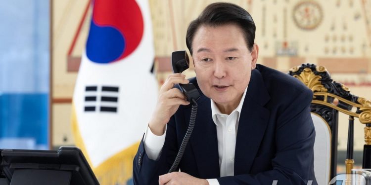 日보다 90분 빠른 윤-트럼프 통화…첫발 잘 뗀 한미 정상