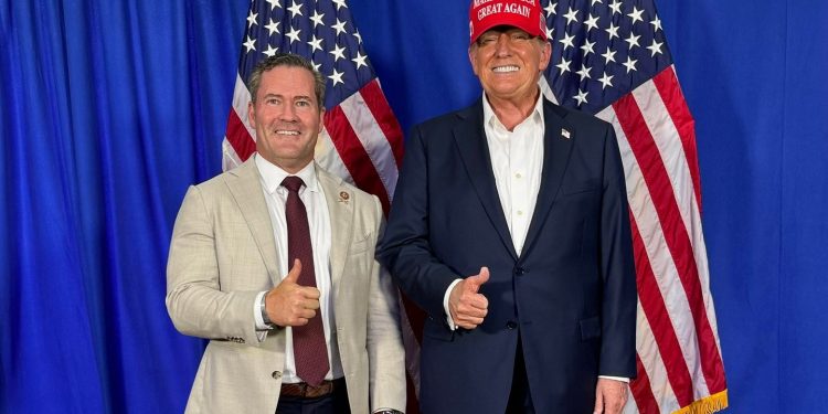 DMZ서 “자유, 공짜 아니다” 왈츠, 안보보좌관으로…그린베레 출신