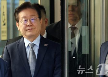 이재명 ‘선거법 위반’ 1심 징역1년 집유…확정땐 대선 불가