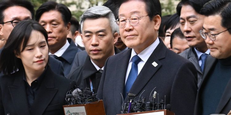 더 치열해진 ‘사법 대전’…’정치검찰’ 해체vs이재명 정치 종지부