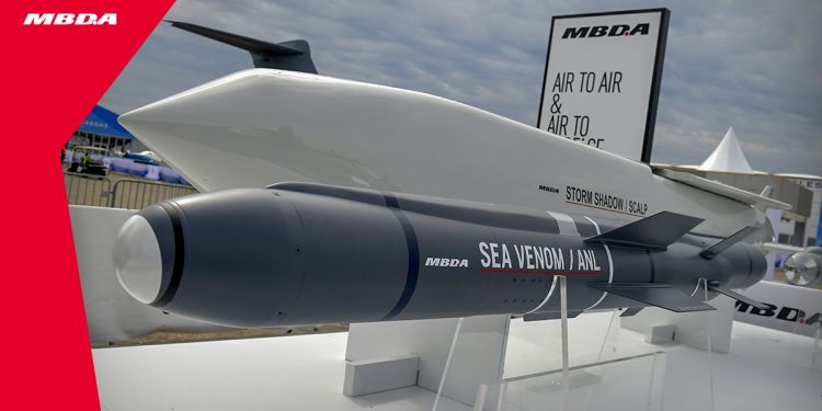 “우크라, 러시아 본토에 영국 ‘스톰 섀도’ 미사일 첫 발사”