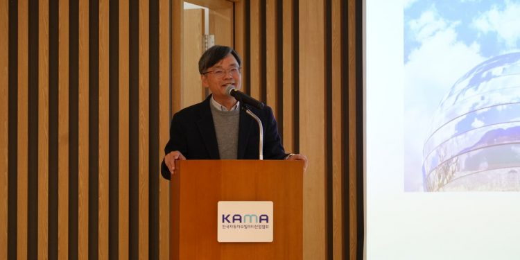 “전기차 가격 낮추고 美생산 확대해야”…트럼프 2기 대응 해법은