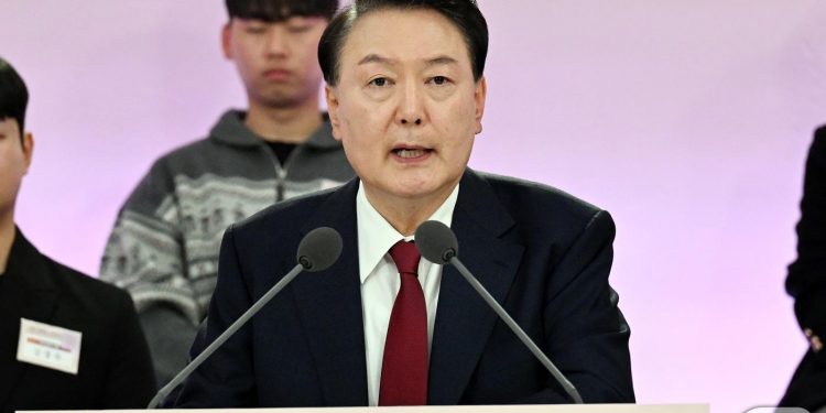 윤 대통령 “민주당, 내란 획책 반국가행위…비상계엄 선포”