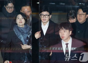 국힘 “尹 대통령 탄핵안 받아들일 수 없다”…반대 당론 확정