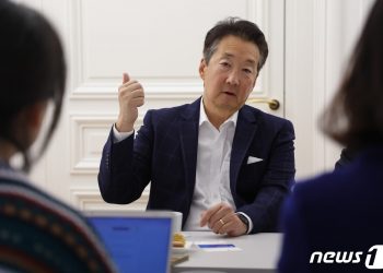 빅터 차 “윤 대통령 2차 계엄령 가능성 있다…미국이 맞설 것”