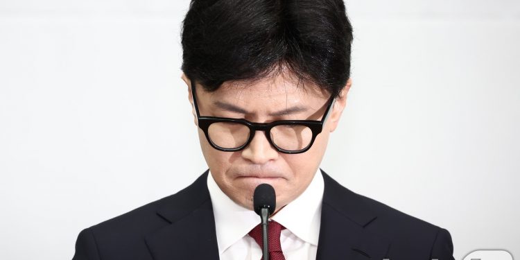 한동훈, 탄핵 찬성 선회…권성동 체제 출범, 여권 분열 ‘가속도’