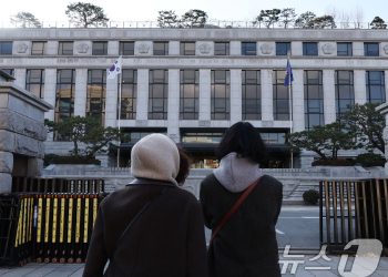 헌법재판관 임명권 공방 교착 모드…한 대행 ‘버티면’ 불가