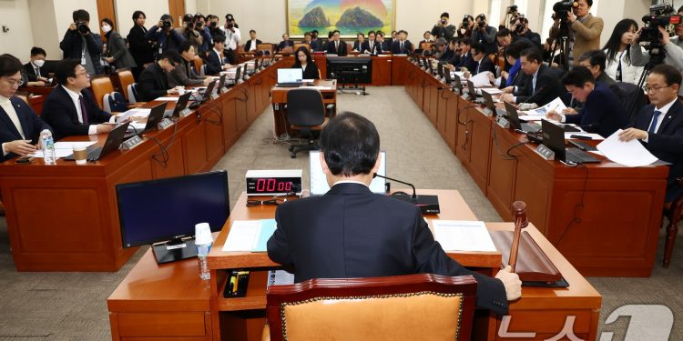 美 상공회의소, 한국 온플법 여야안 모두 반대…”무역합의 어겨”