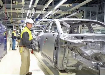 마쓰다 CEO: 트럼프 관세로 일부 생산 멕시코에서 헌츠빌 공장으로 이전 가능