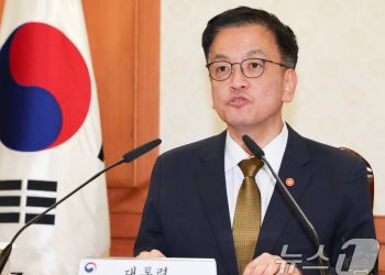 최상목 권한대행, 첫 NSC 개최…”北 도발 대비태세 유지해야”