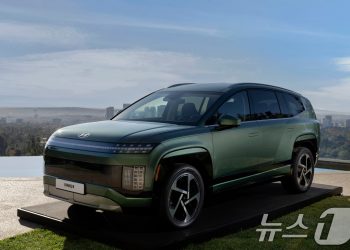 캐즘 안두려운 내년 신차 뭐가 있나…아이오닉9·EV5 출격대기