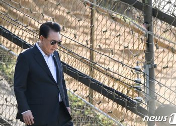 공수처 “尹 체포영장 집행이 원칙…막으면 공무집행 방해”