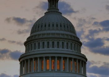 미 정부 셧다운 눈앞에…민주당 거부로 새 임시예산안 불발