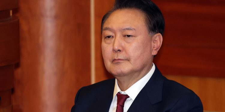 법원, 尹 구속기간 연장 신청 불허…검찰 구속기소 앞당길 듯