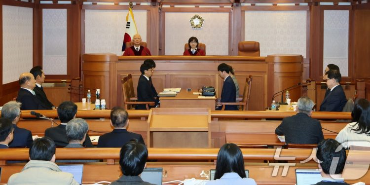 尹측 “비상계엄 선포 이전으로 회복, 헌재 심판 필요 없어” 답변서 제출