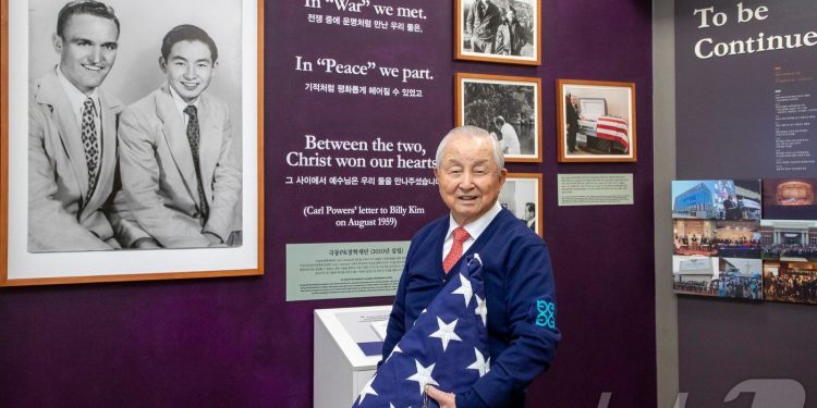 김장환 목사, 카터 전 美 대통령 장례식에 정부 대표로 참석