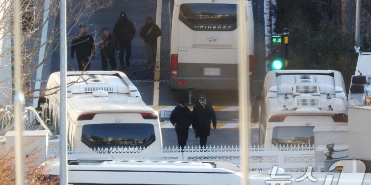 조폭 잡는 형사기동대, 관저 가나…’尹 요새’ 뚫을 시나리오