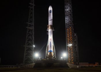 베이조스 재사용 발사체 ‘뉴글렌’ 발사 취소…”하부시스템 문제 발견”