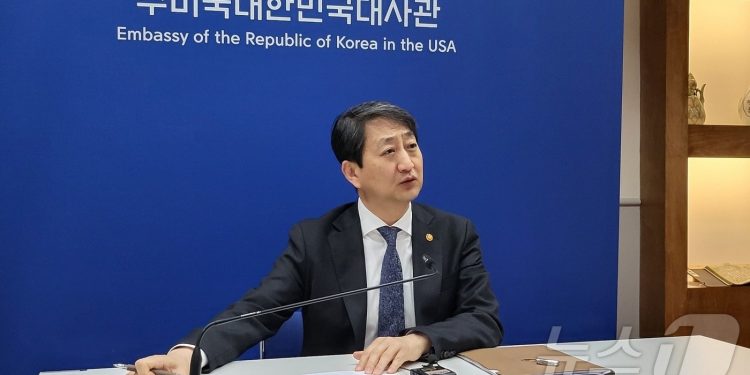 산업장관 “美 공화 의원과 조선업 협력 논의…원전 수출 MOU”