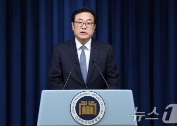 정진석 “尹 제3장소 조사 검토…공수처, 냉정 되찾아야”