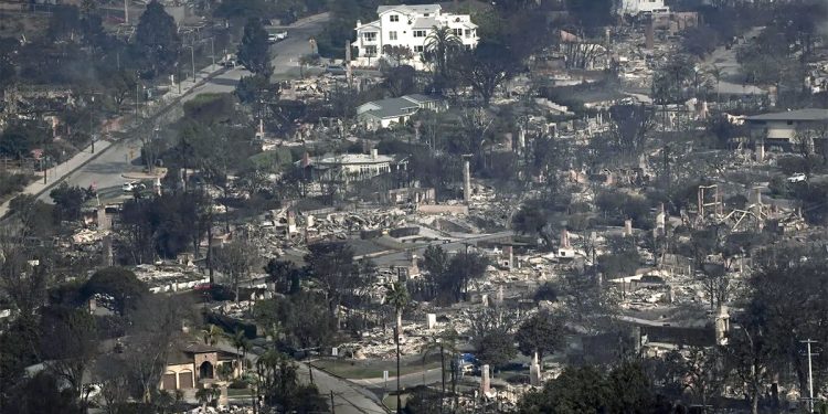 LA산불 경제 타격 최대 402조원 추정…미 역사상 ‘최악 재난’