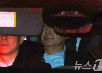 윤 대통령 “불편하지만 구치소에 잘 있어…국민 애국심에 감사”