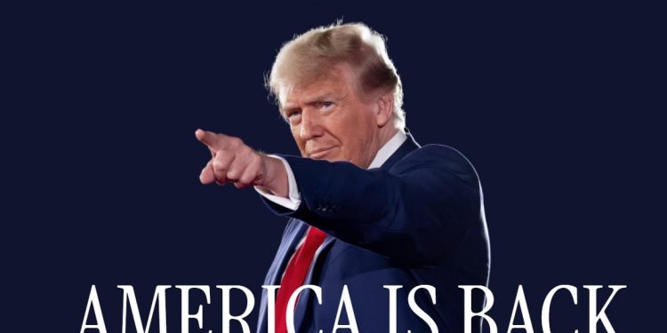 백악관 홈피 대문짝만한 ‘트럼프 얼굴’…사진 밑엔 “미국이 돌아왔다”