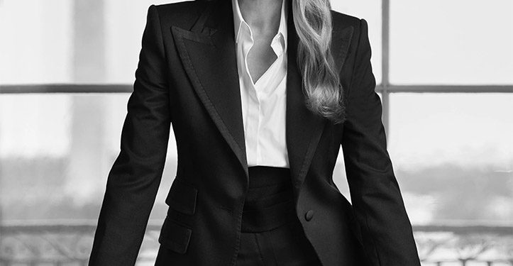 멜라니아, 야구모자 이어 바지정장…트럼프 두번째 임기 적극행보