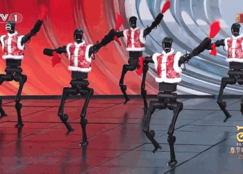 로봇 팔 ‘덩실덩실’ 칼군무…中 춘제쇼 또한번 기술굴기 과시