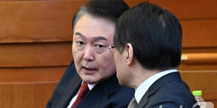 헌재, 尹측 한덕수 증인 신청 기각…탄핵심판 결론 속도내나