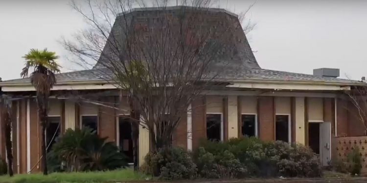 몽고메리 시, 옛 주지사 하우스 호텔 및 켄벤션 션터 철거 계획