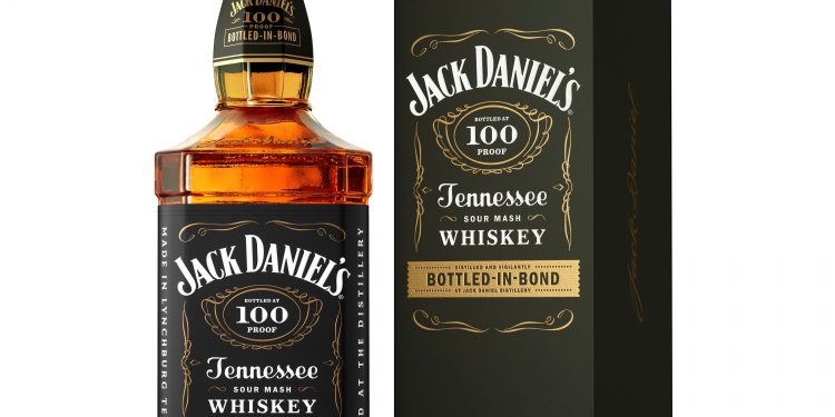 트럼프 관세전쟁에 美주류업계 비명…”옥수수 농민까지 다 죽어”