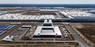 美, 관세 압박에…車 업계, 일자리·저가 차량 공급 기여도로 방어 시도