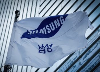 삼성전자 평균연봉 1.3억, 천만 원↑…직원 12.9만 명 ‘역대 최대’