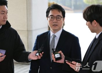 심우정, 野 사퇴 압박 정면 반박…”탄핵 추진시 대응”