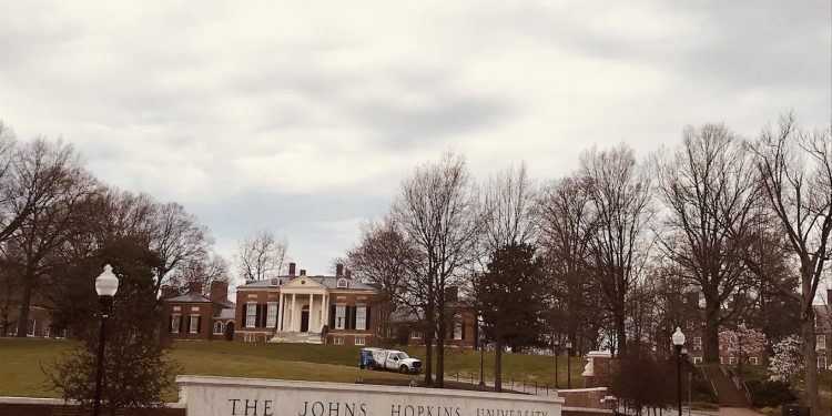 트럼프 해외원조 중단에 존스홉킨스대 칼바람…”2천여명 해고”