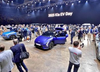 현대차·기아, 전고체 배터리 전기차 출시 시점 연기한 이유는…