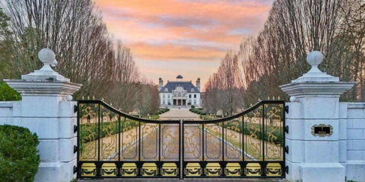 앨라배마의 가장 큰 주택 매물로 나와… 그 가격은?