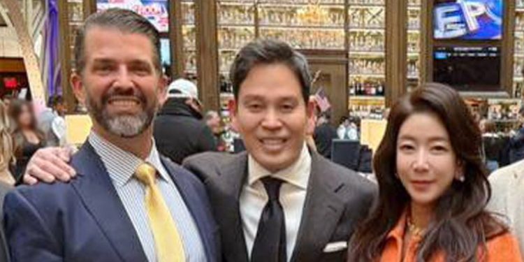 정용진 ‘경제 외교’ 본격화, 트럼프 장남 초청…재계 민간 가교 역할