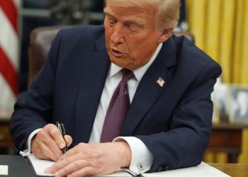 출생시민권 폐지, 불법이민자수 더 늘릴 것