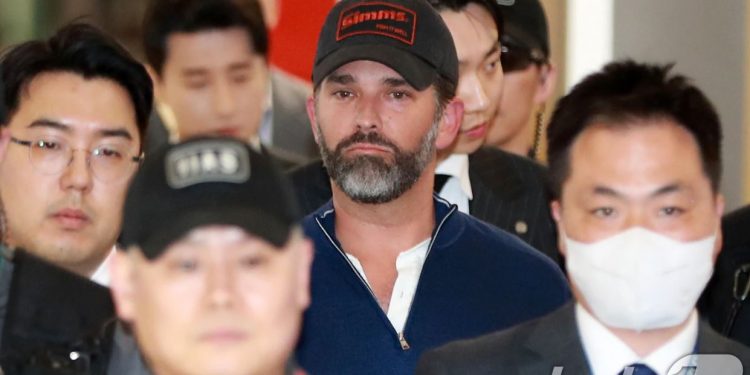 대통령 이어 총리·경제부총리도 공백 ‘정치 실종’…경제계 동분서주