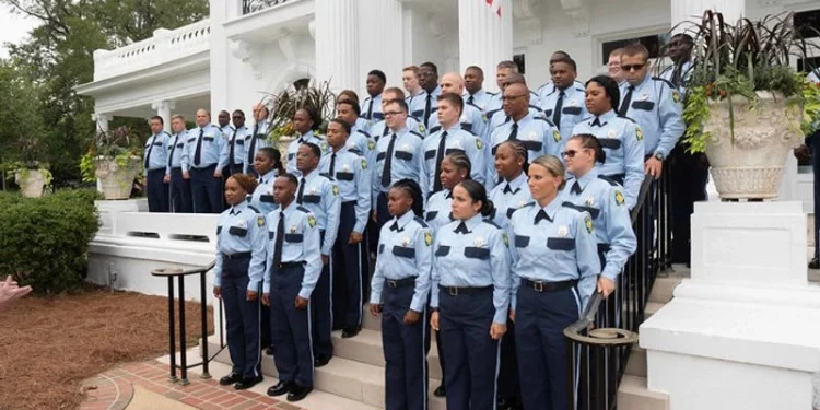 앨라배마 교정국, 교도관 대규모 채용… 연봉 5만8천 달러부터 시작