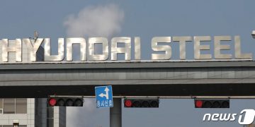 현대제철, 중기 사업부 매각 검토…中 저가공세·美 관세에 구조조정