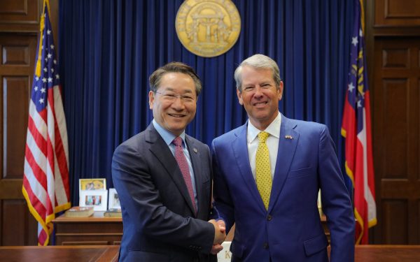 유정복 인천시장, 현대차 전기차 공장 방문