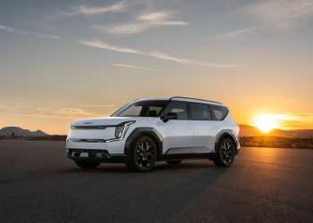 기아 EV9, 카즈닷컴 선정 ‘최고의 3열 전기 SUV’
