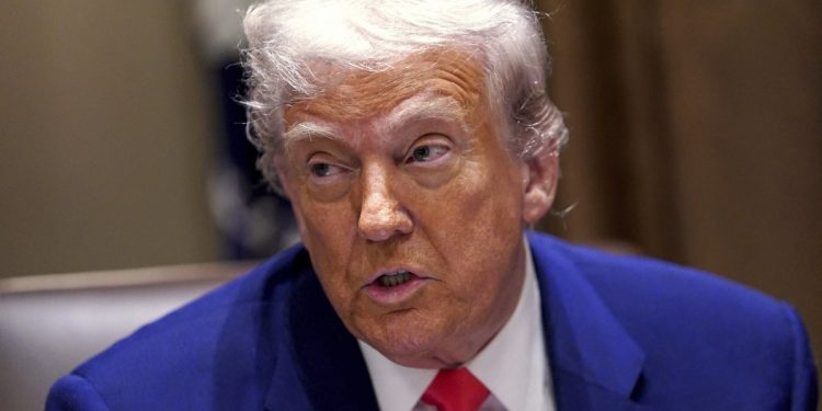 트럼프 “셧다운 종료는 공화당의 아주 큰 승리”… “미국, 다시 열린다”