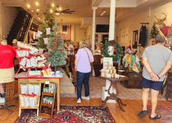 웨텀프카, 연말 쇼핑 시즌 본격 개막… “올해는 동네 가게에서 쇼핑하세요”