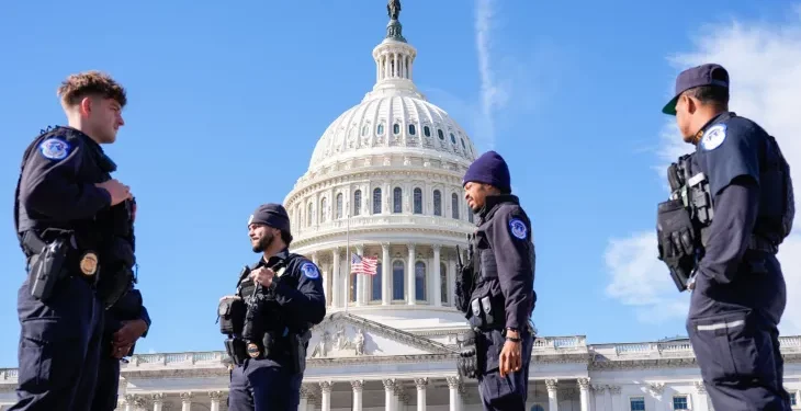 미 연방정부 셧다운 40일 만에 타협 조짐… 공화당 ‘오바마케어 대안’ 제안에 민주당 일부 호응