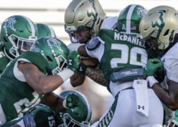 UAB 미식축구팀, 경기 직전 팀원 간 칼부림…두 선수 병원 이송·가해 용의자 구금